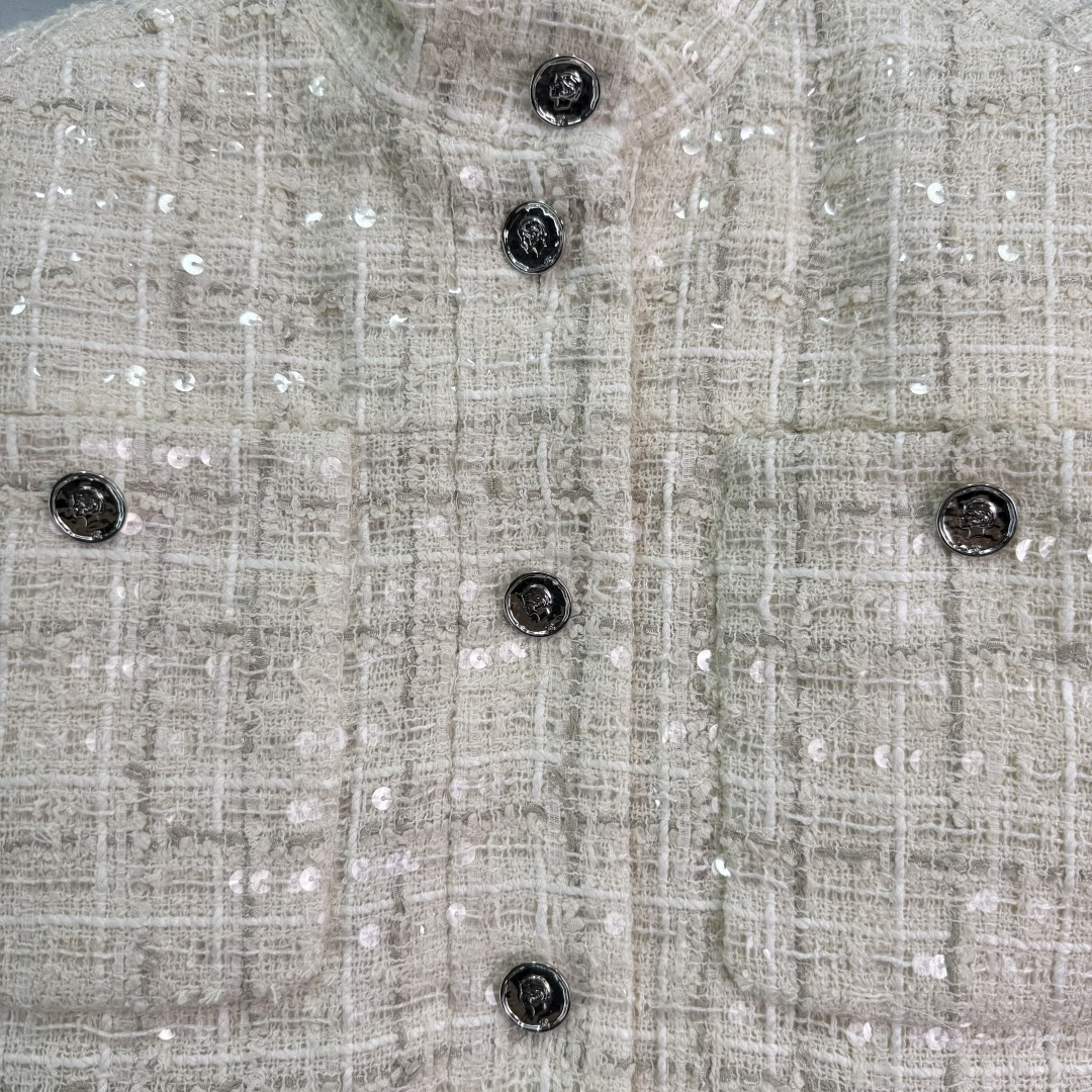 CHANE25SS Woven Plaid Vest