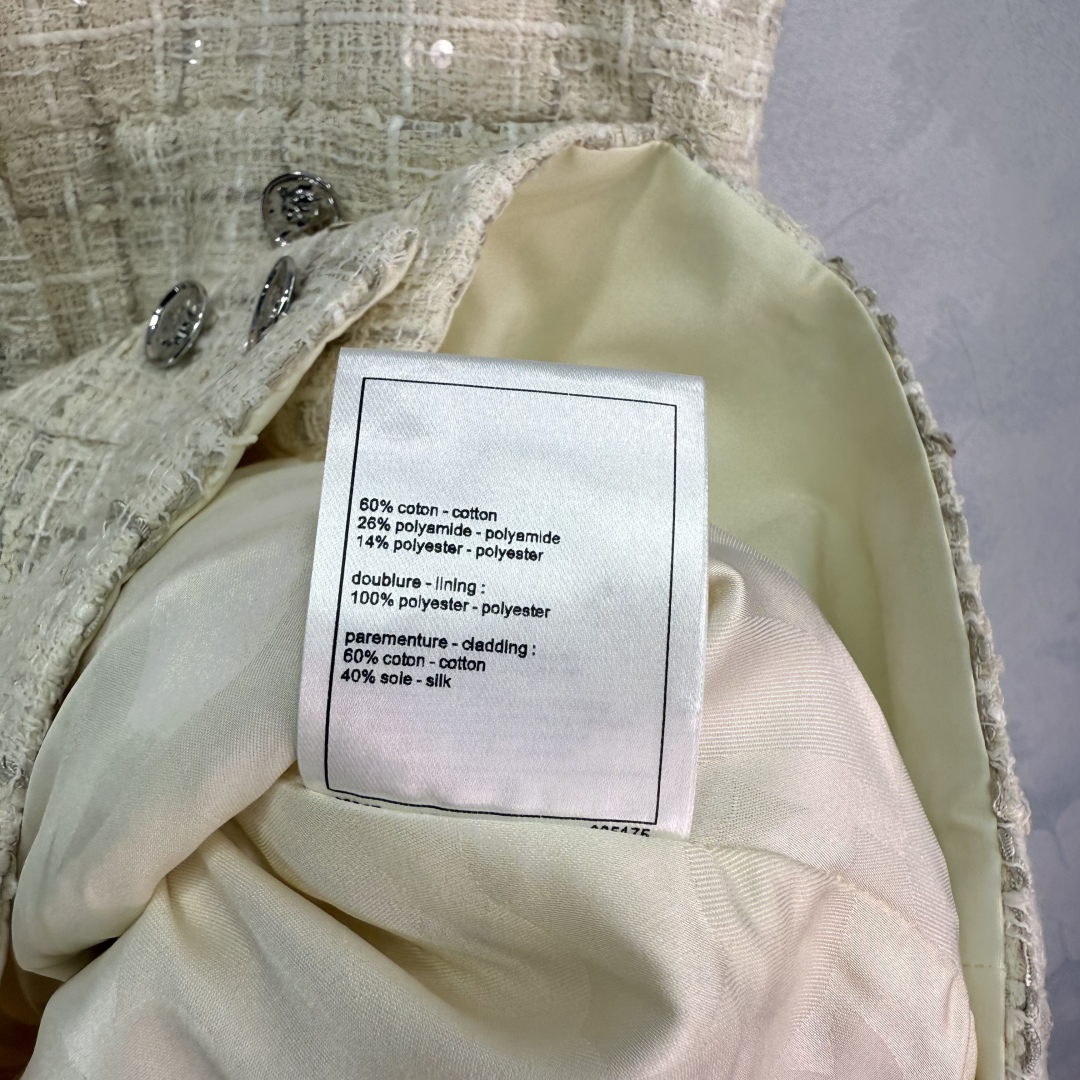 CHANE25SS Woven Plaid Vest