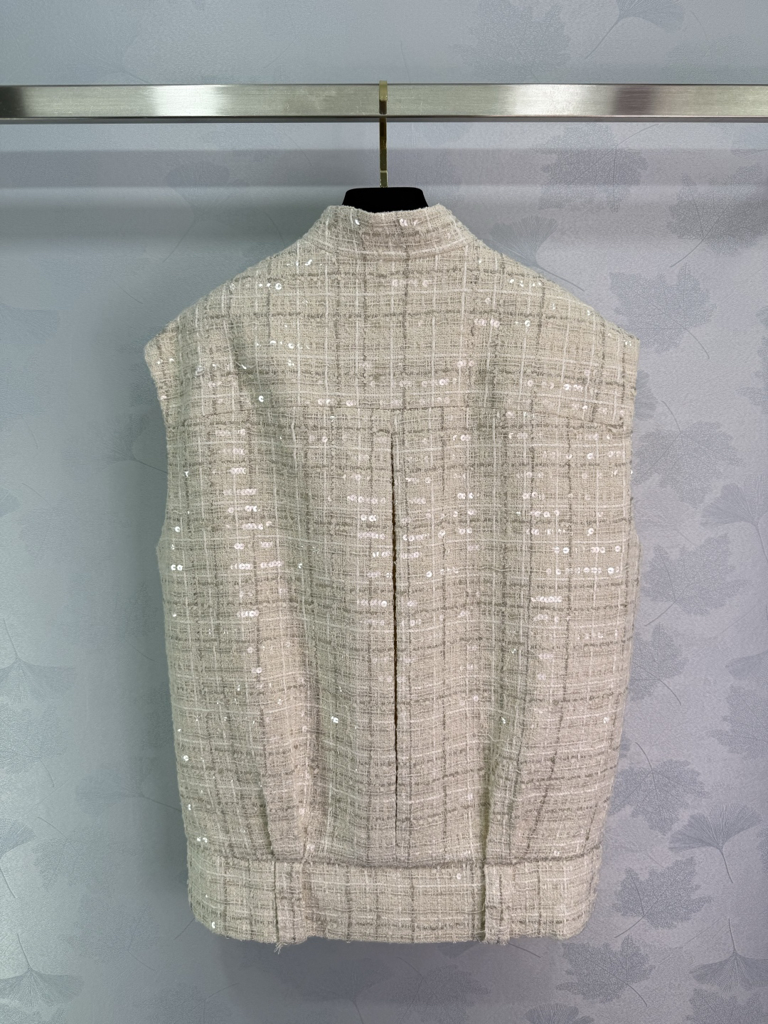 CHANE25SS Woven Plaid Vest