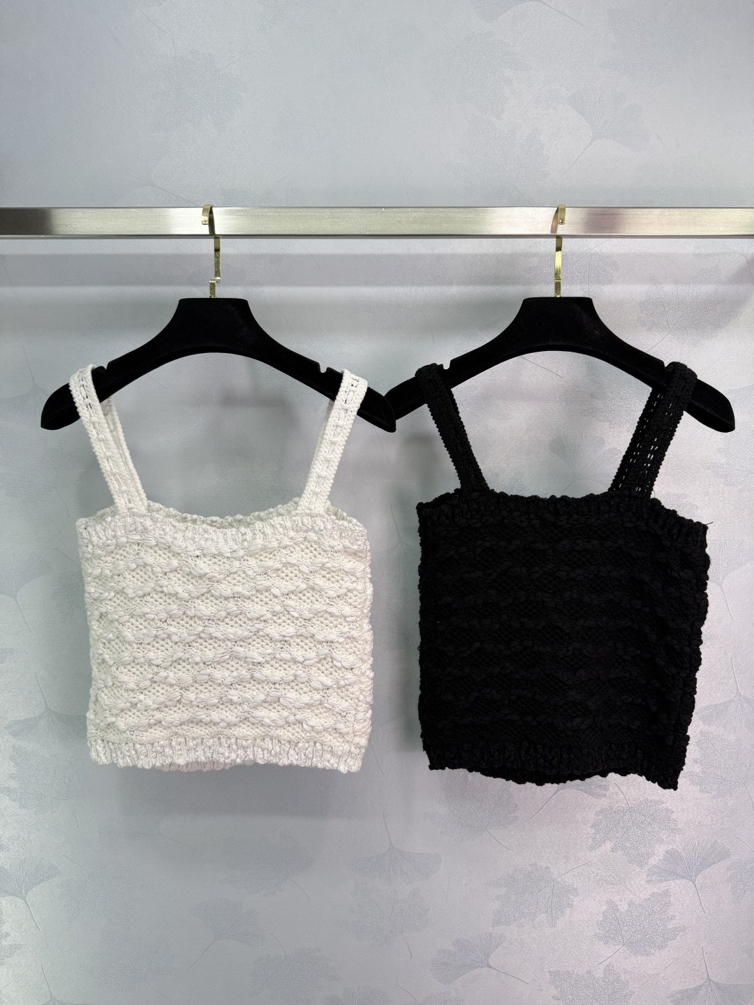 CHANE25SS three-dimensional hand-crocheted knit tank top