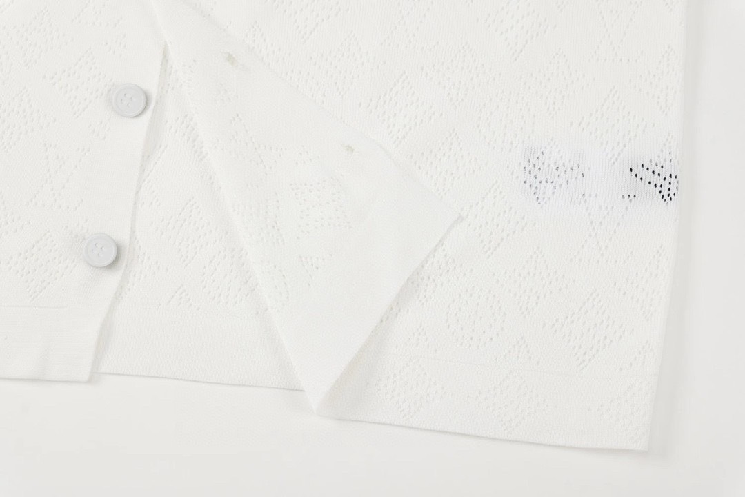 1V Football star's same knit dark flower hollow short sleeved cardigan