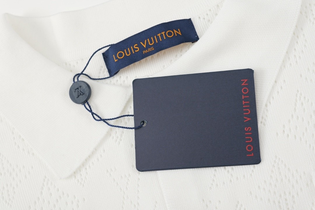 1V Football star's same knit dark flower hollow short sleeved cardigan