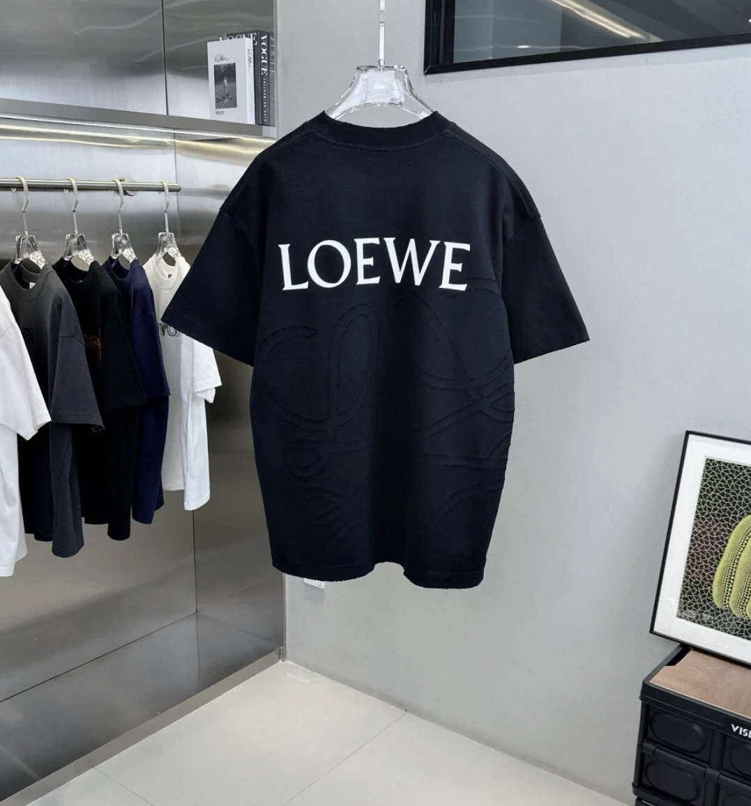 LEW Embroidered large logo T-shirt on the back