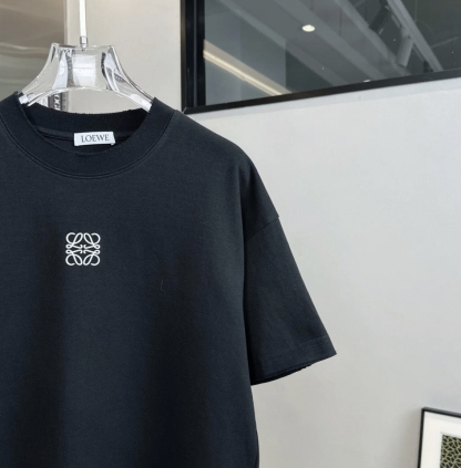 LEW Embroidered large logo T-shirt on the back