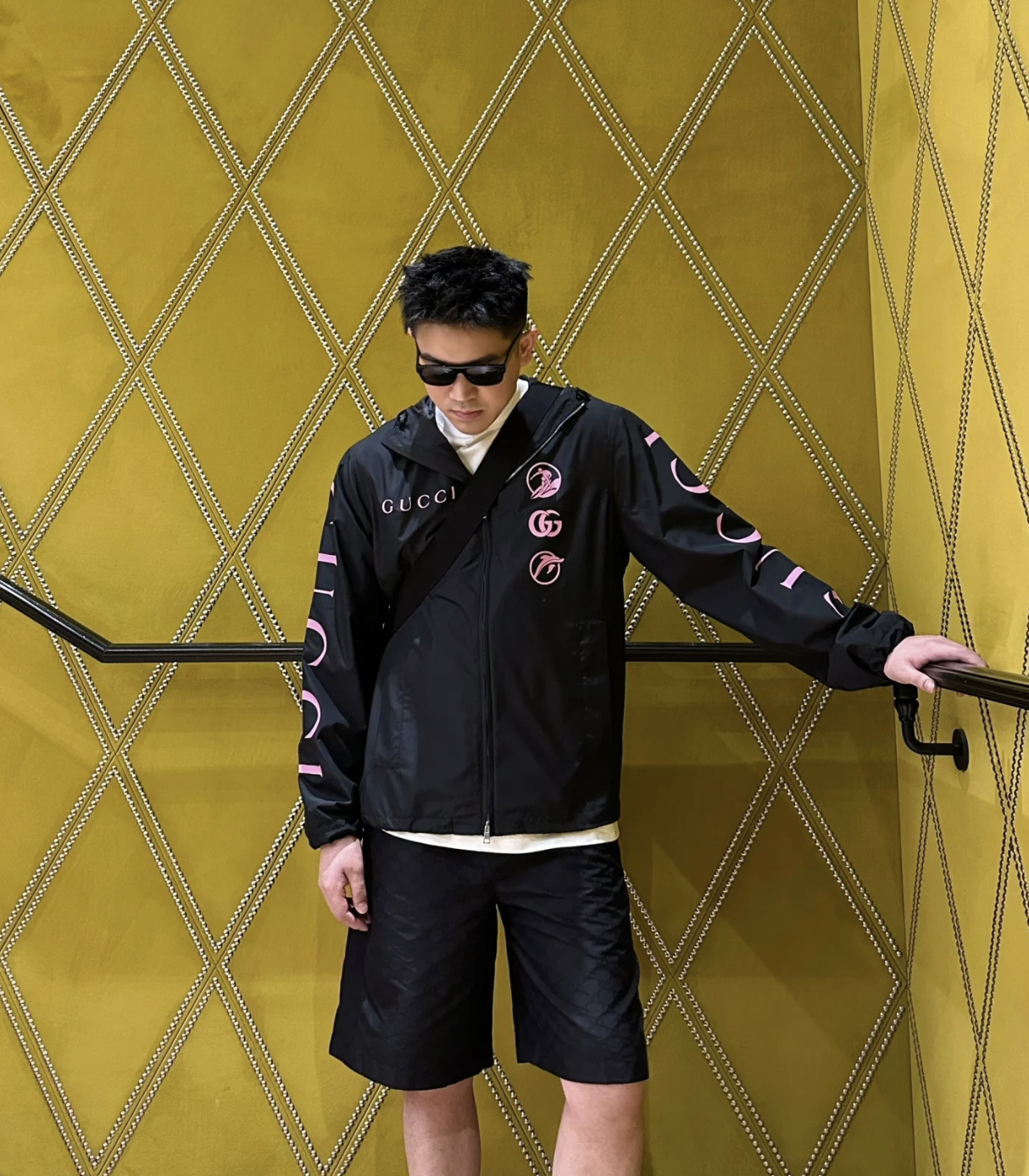 GG Pink LOGO printed hooded zipper jacket