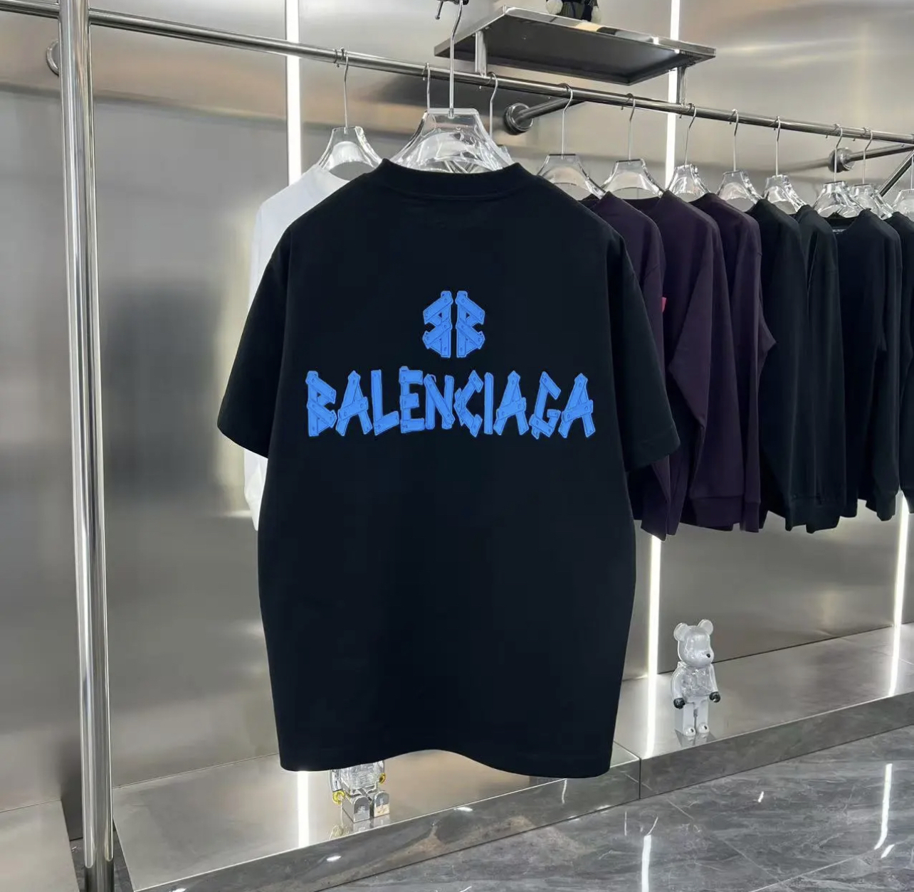 BA Back large letter short sleeved T-shirt