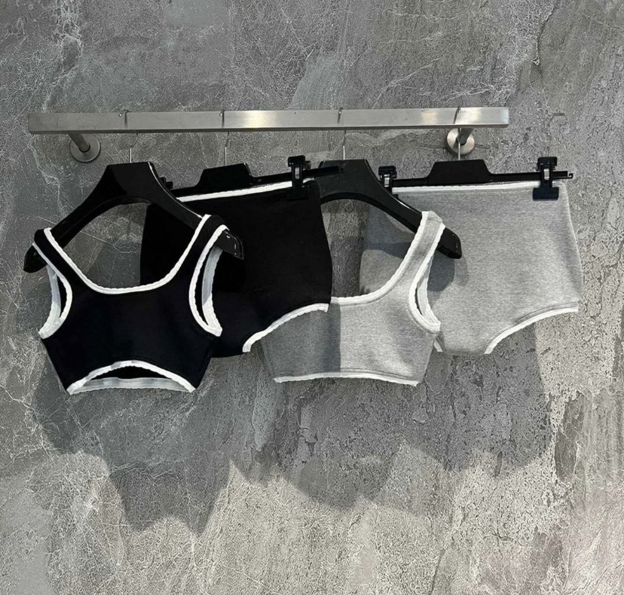 MM Color blocked vest shorts 2-piece set