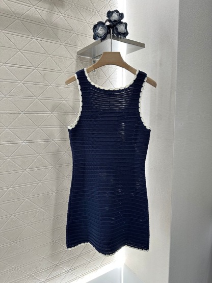 CLIN 25SS Hawaii Vacation Hollow Hook Flower Triumphal Arch Knitted Strap Dress