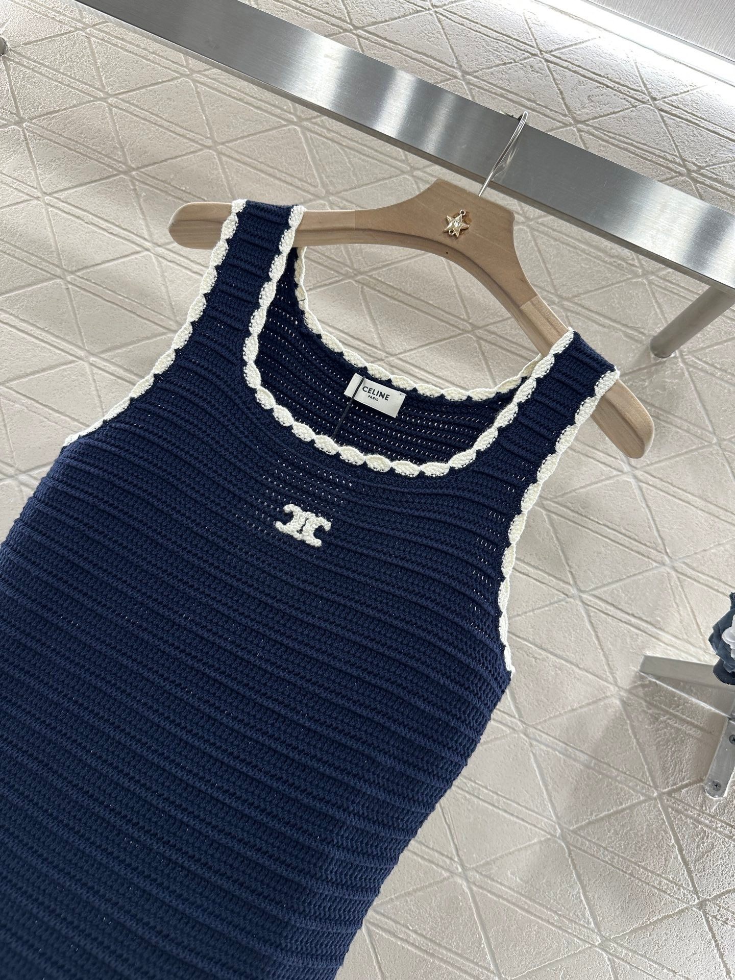 CLIN 25SS Hawaii Vacation Hollow Hook Flower Triumphal Arch Knitted Strap Dress