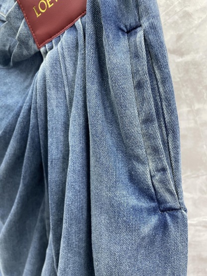 LEW 2025SS Leather pleated denim pants