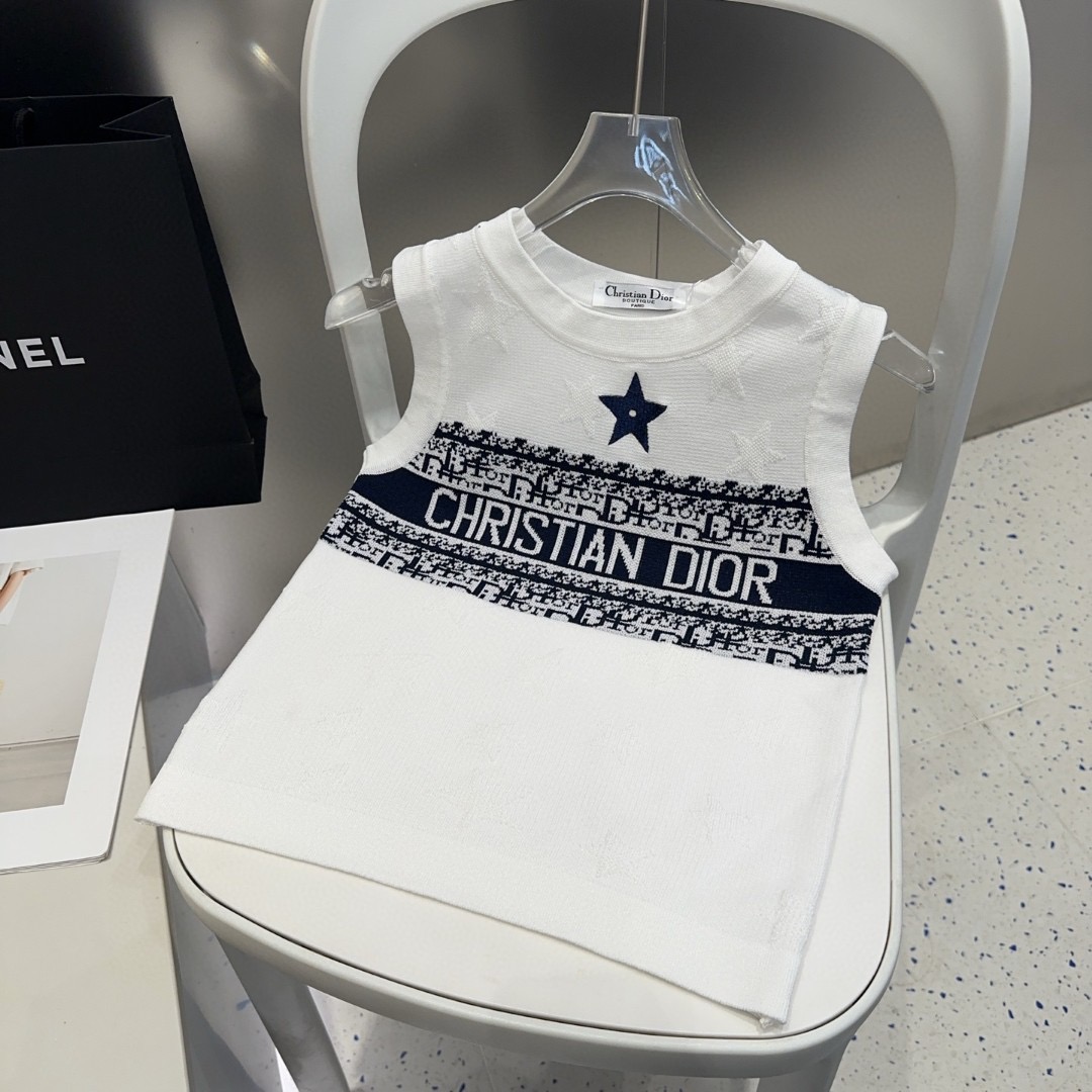 DIA 2025SS Dark flower knitted vest