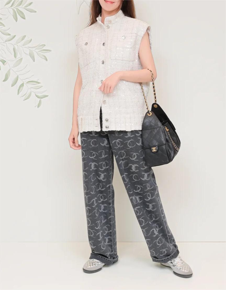 CHANE25SS Woven Plaid Vest