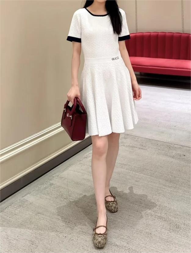 GUCC25SS round neck short sleeve knit dress