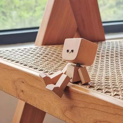 🔥Charming Little Wooden Figure That Sways with 12 PCS Magnetic Expressions