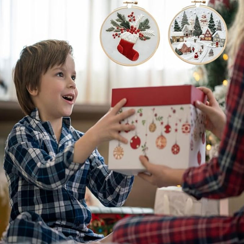 🎄Enchanted Christmas🧵✨Christmas Embroidery Kit (Beginner-friendly❤️)