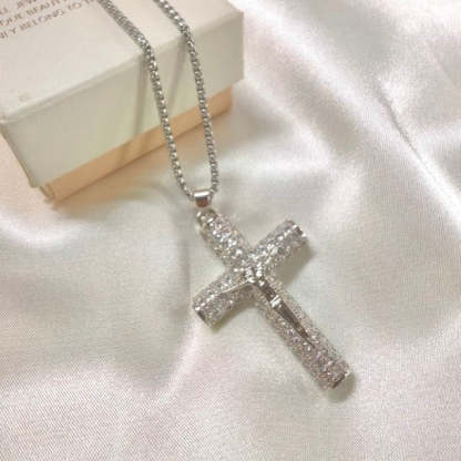 🎉HOLIDAY HAUL SALE✝️Jesus Crucifix Pendant Necklace