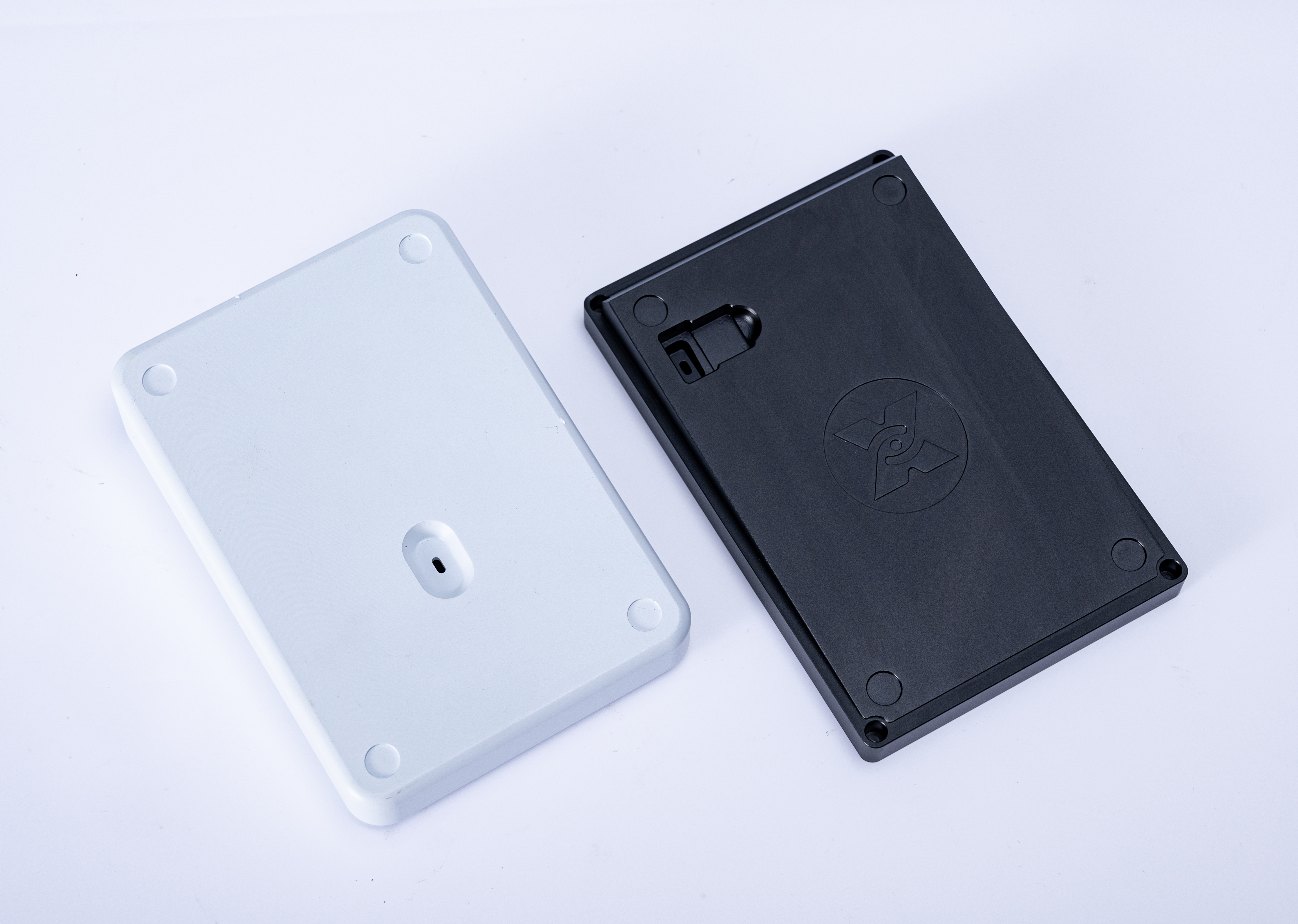 Aluminum alloy housing