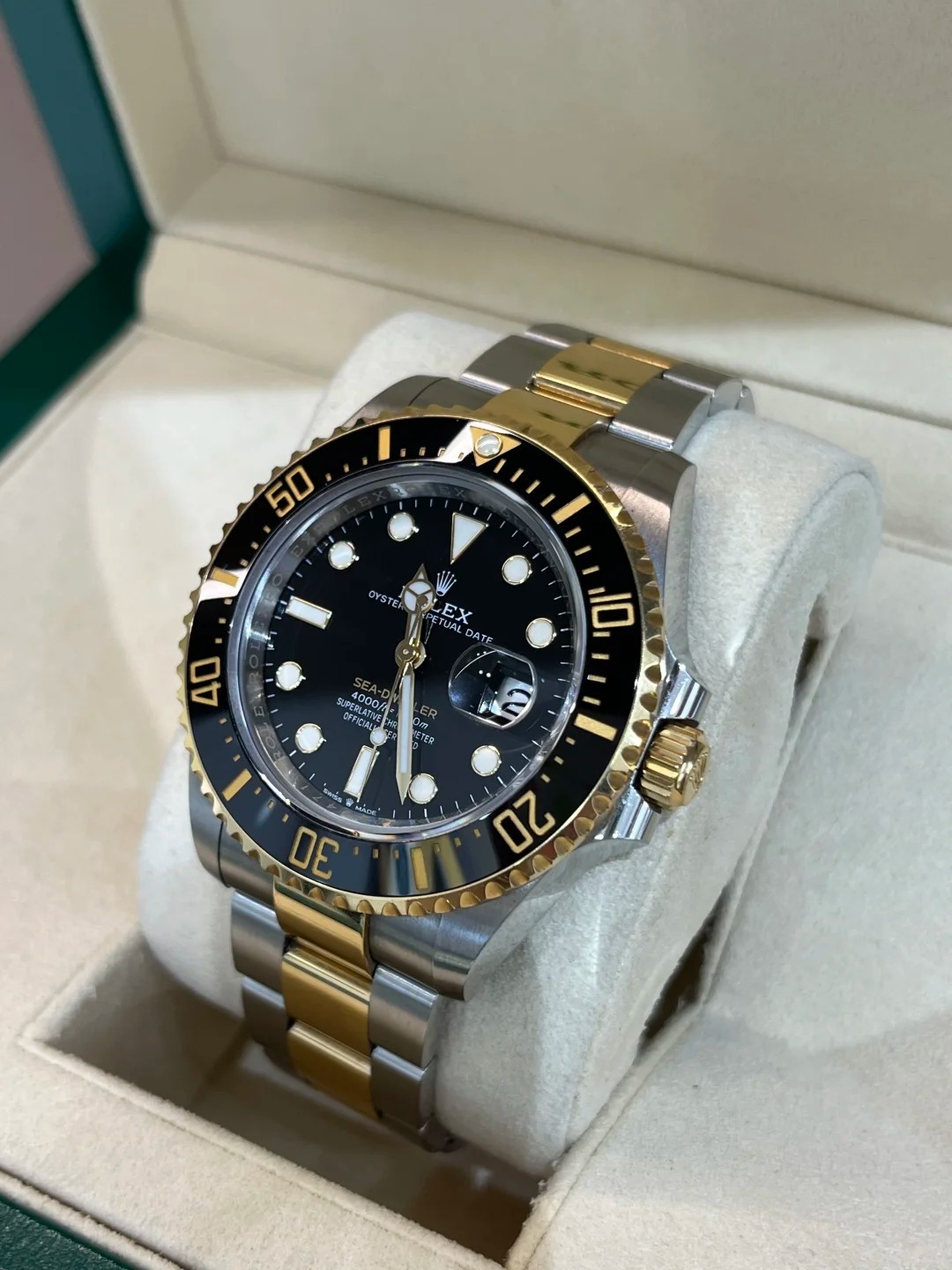 Sea-Dweller Gold & Oystersteel Men's Watch M126603-0001