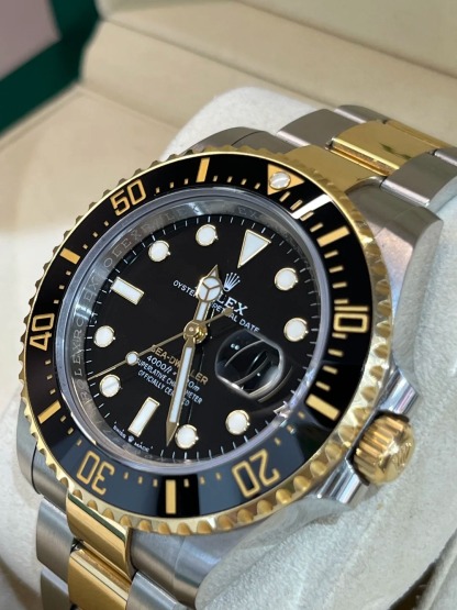 Sea-Dweller Gold & Oystersteel Men's Watch M126603-0001