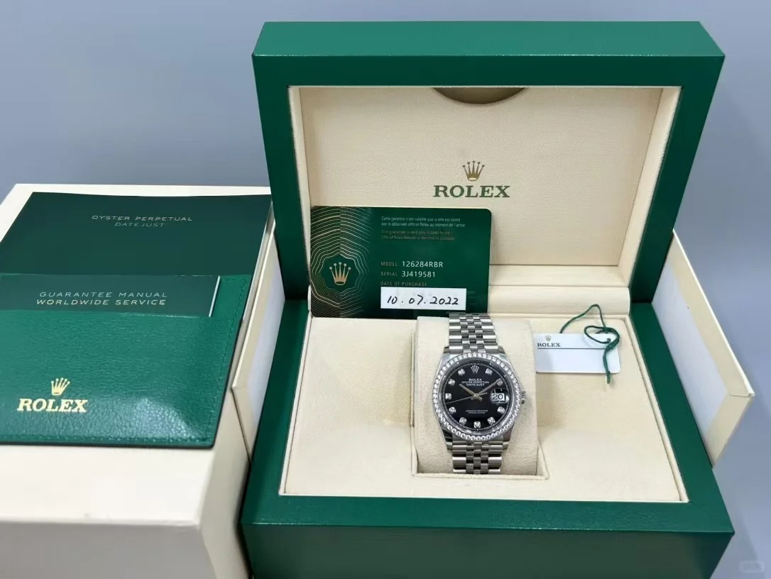Datejust 36 Oystersteel and white gold Ref# 126284RBR-0019