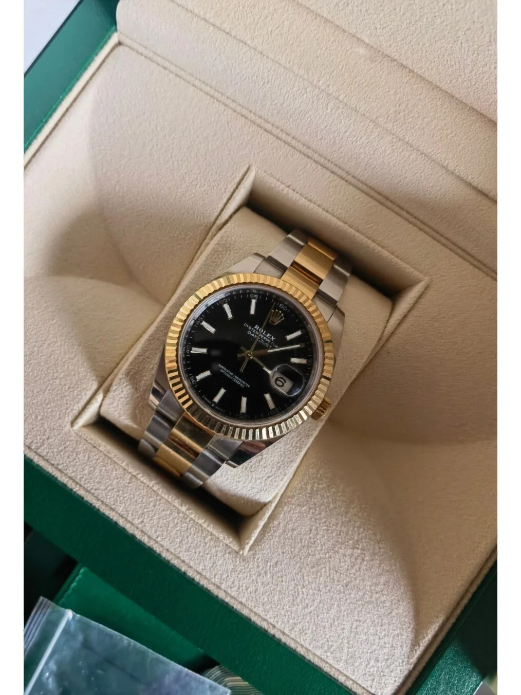 Datejust 41 Black Dial Fluted Bezel Watch 126333-0013