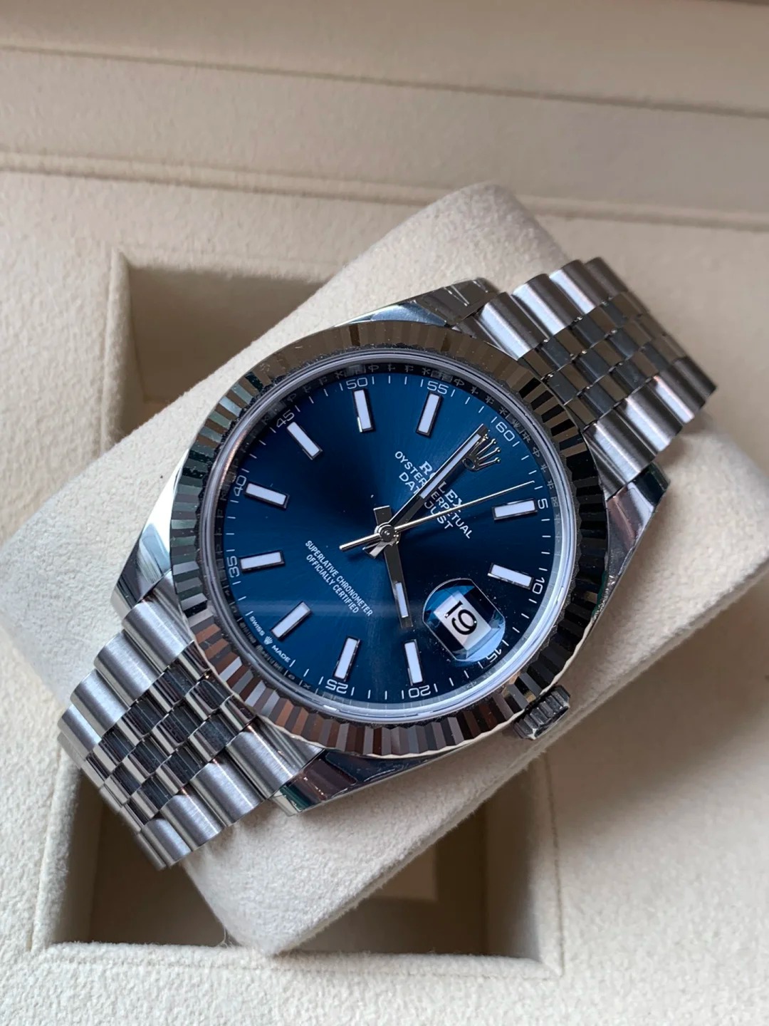 Datejust 41 Blue Dial Men's Watch 126334-0002
