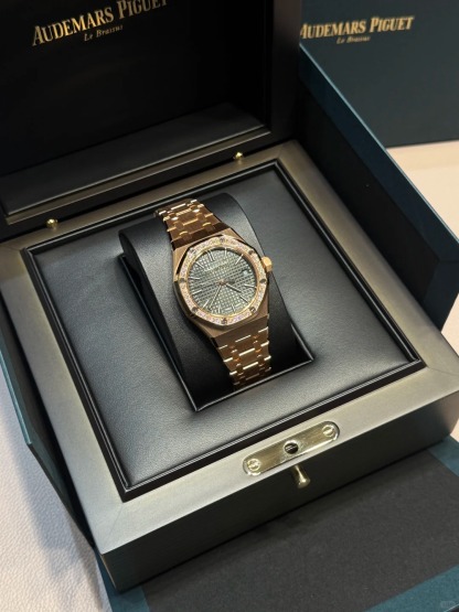 Royal Oak SELFWINDING "50TH ANNIVERSARY" Ref# 15551OR.ZZ.1356OR.03