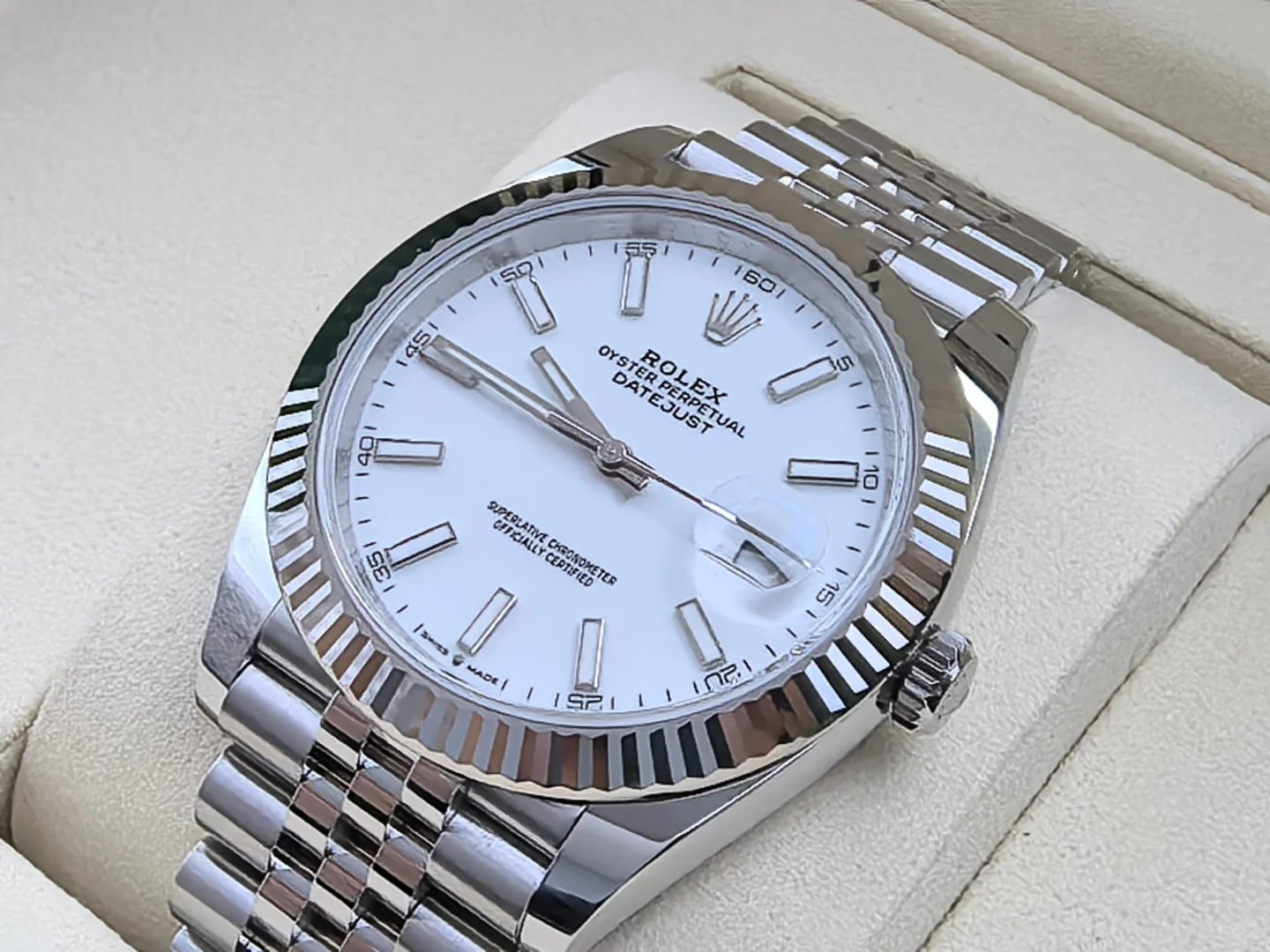 Oyster, 41 mm, Oystersteel and white gold  Reference 126334-0010