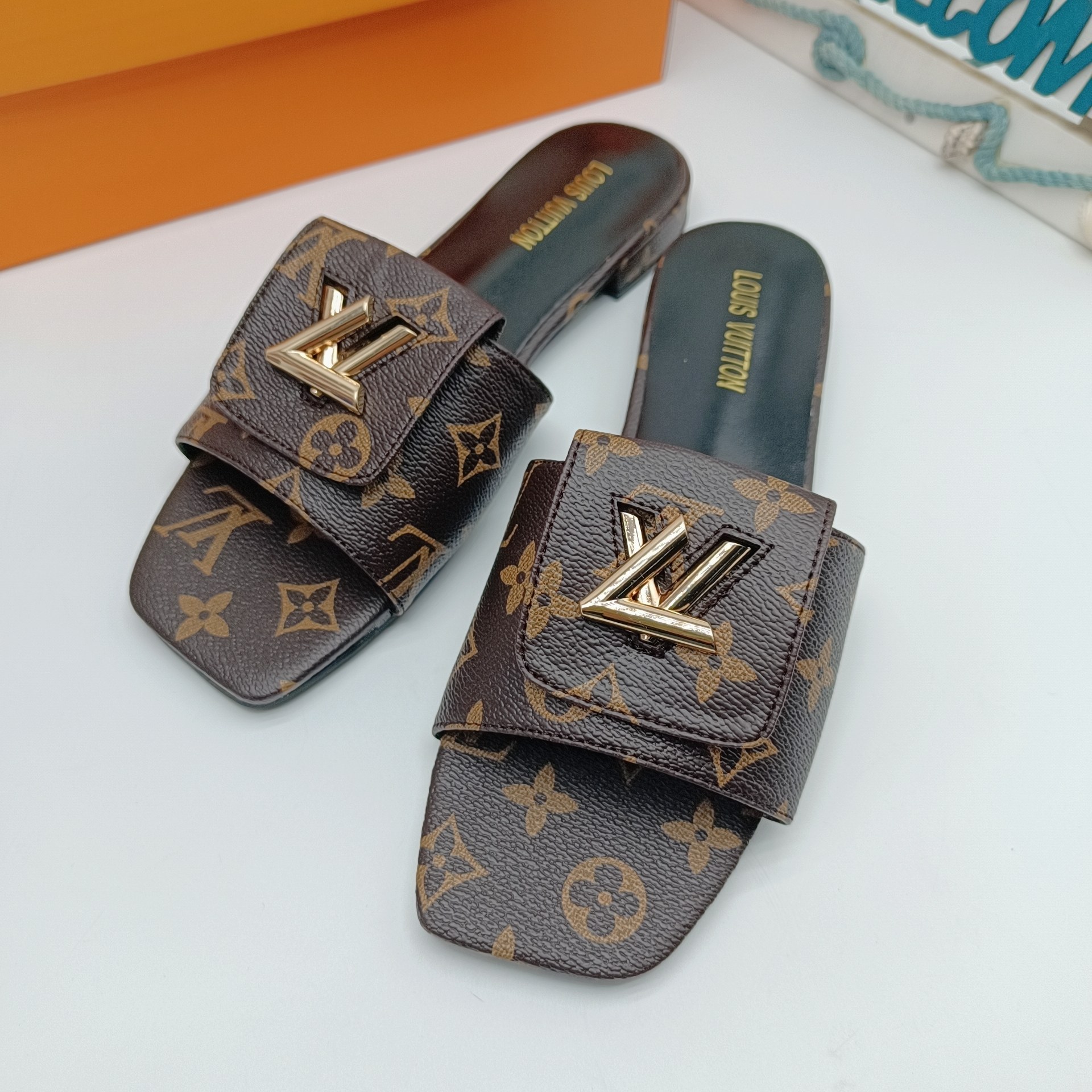 Slippers Flat Mule