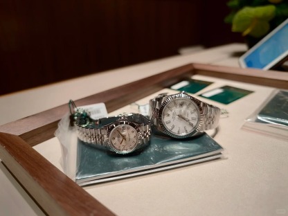 Oyster, 41 mm, Oystersteel and white gold  Reference 126334-0010