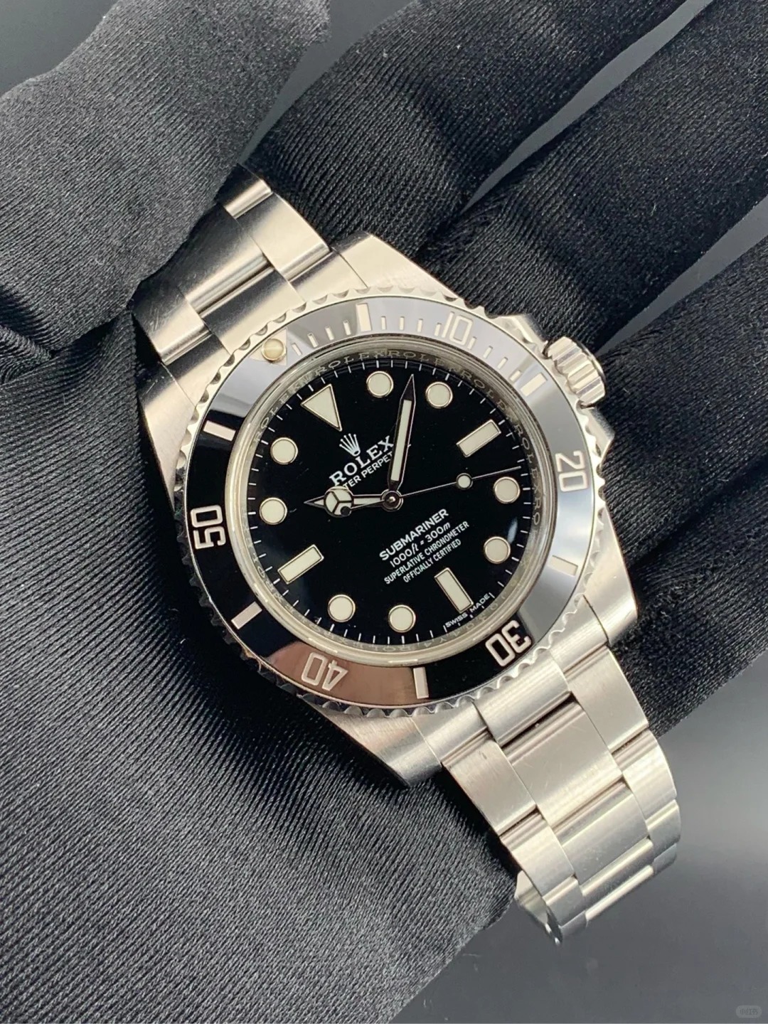 Submariner Men's Luxury Diver Watch Black Dial 114060-0002