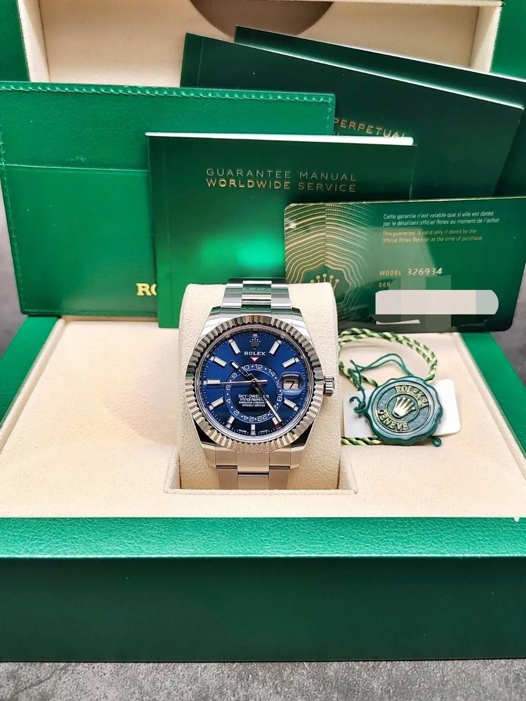 Sky-Dweller Blue Dial 42mm Luxury Men's Watch 326934-0003
