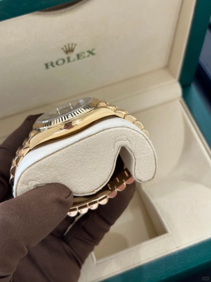 Day-Date 40 Yellow Gold Black Dial Watch 228238-0004