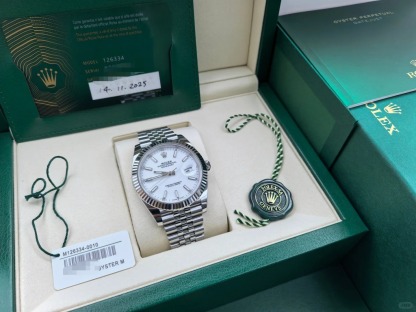 Oyster, 41 mm, Oystersteel and white gold  Reference 126334-0010