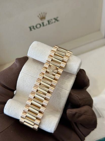 Day-Date 40 Oyster, 40 mm, yellow gold  Reference 228238-0069