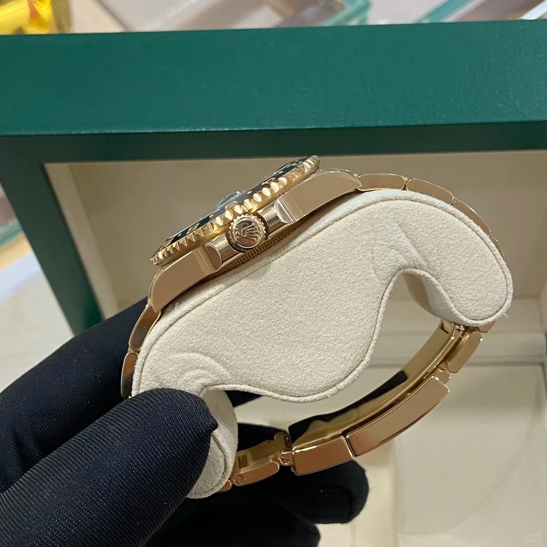 GMT-Master II Gold Men's Watch 116718LN-0001