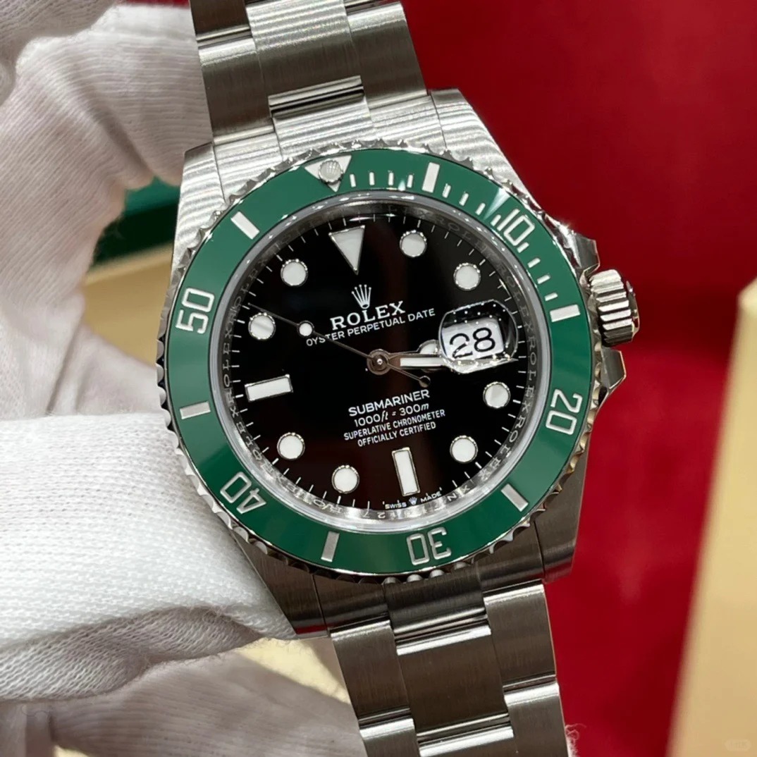 Submariner Date Starbucks Green Bezel Men's Watch 126610LV-0002