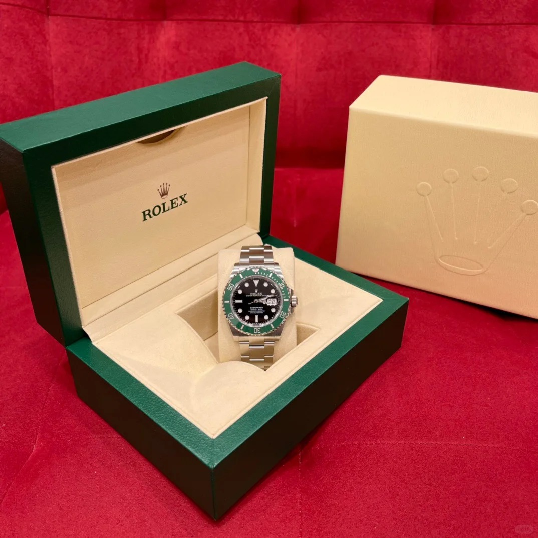 Submariner Date Starbucks Green Bezel Men's Watch 126610LV-0002