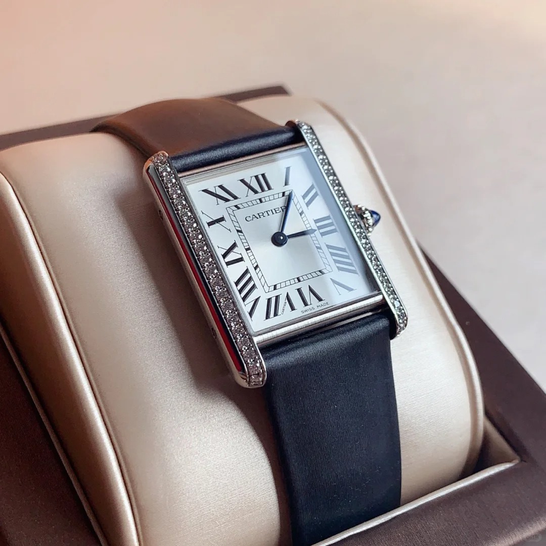 TANK MUST WATCH,LARGE MODEL