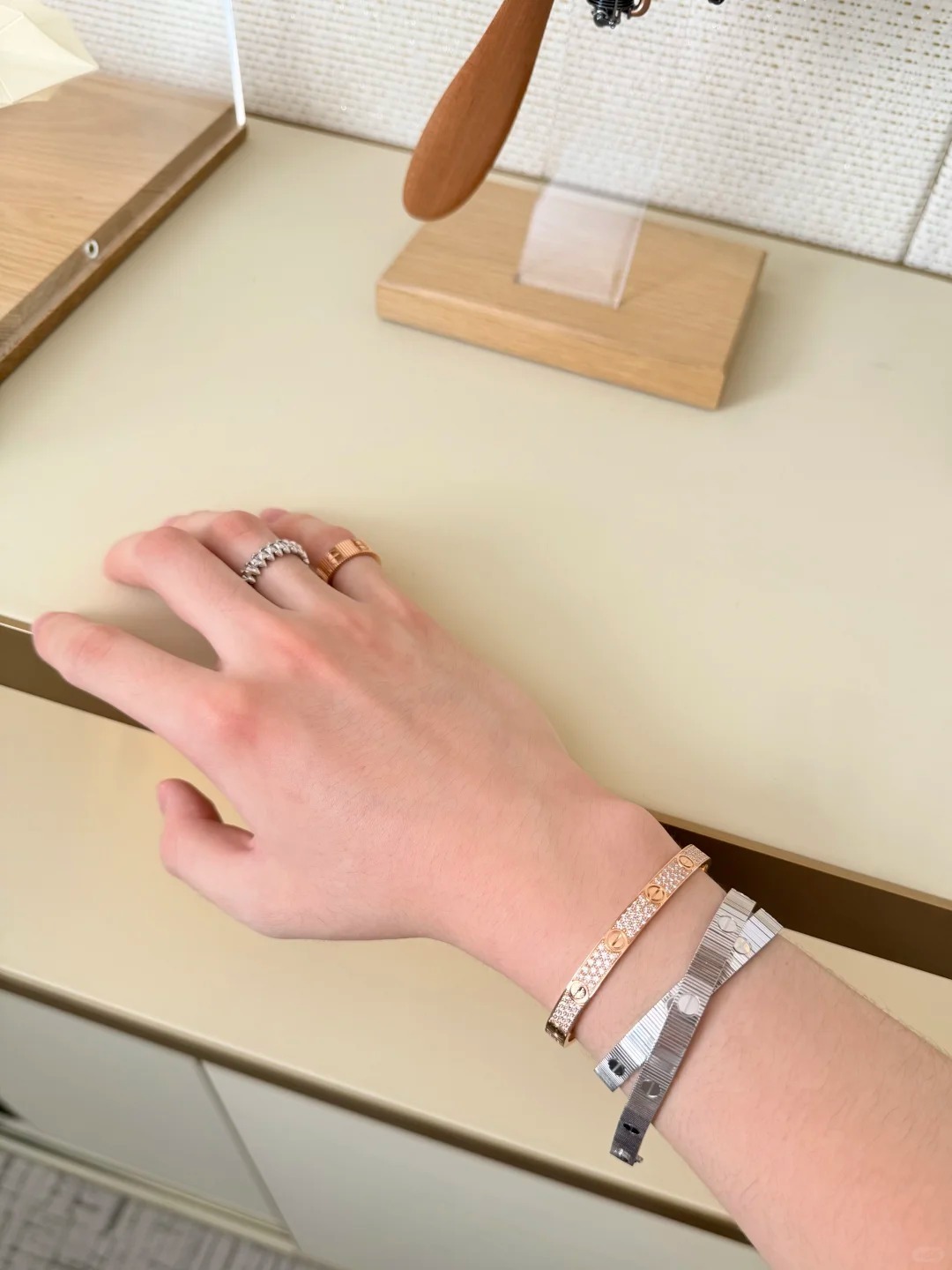 LOVE UNLIMITED BRACELET, FLEXIBLE, WHITE GOLD