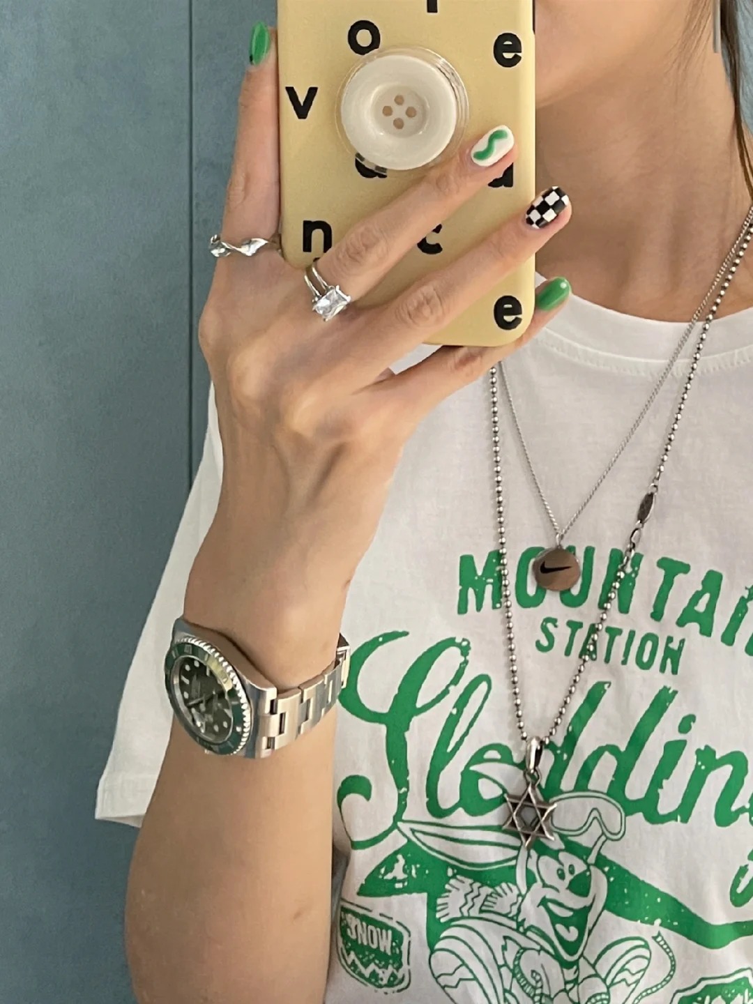 Submariner Date Hulk Oystersteel Men's Watch 116610LV-0002