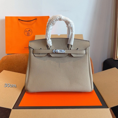 *Birkin 30 Bag