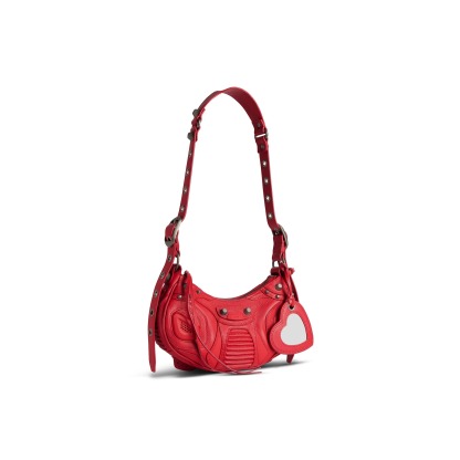 Women's Le Cagole Xs Shoulder Bag in Red