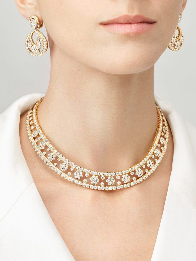 Snowflake necklace