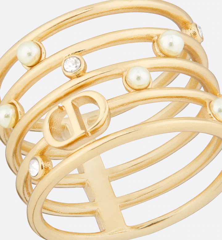 D-Backstage Ring