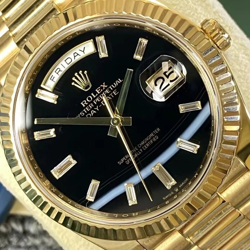 Day-Date 40  Oyster, 40 mm