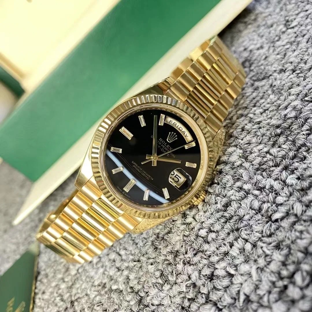 Day-Date 40  Oyster, 40 mm