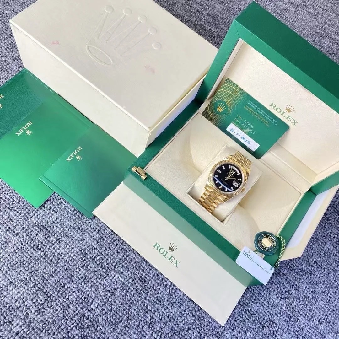 Day-Date 40  Oyster, 40 mm