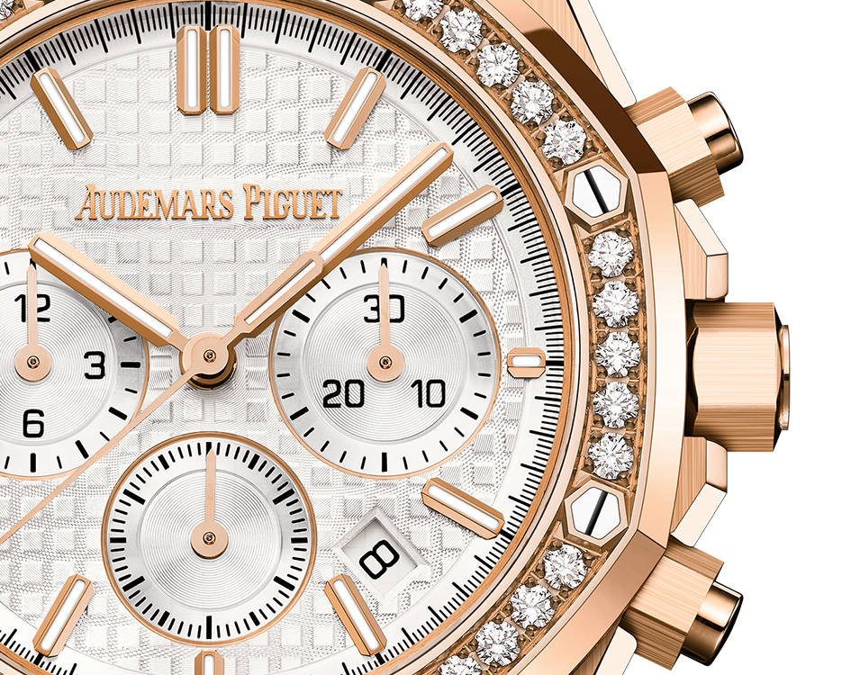 CHRONOGRAPHE À REMONTAGE AUTOMATIQUE ROYAL OAK Réf. 26715OR.ZZ.1356OR.01