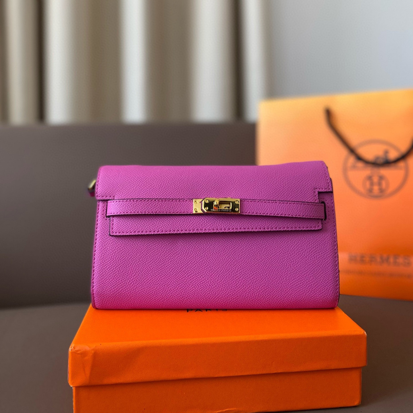 Epsom Kelly Wallet*
